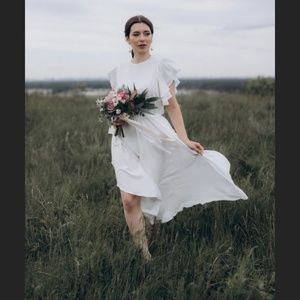 Simple miso wedding dress